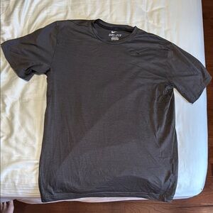 Nike Men's Gray Dri-FIT Shirt